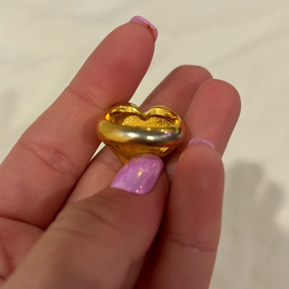 Versace Medusa Heart Sing - Picture 5 of 5